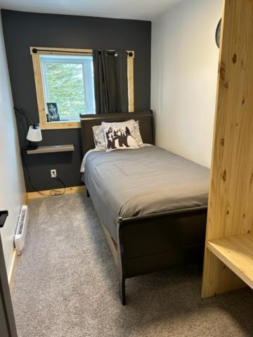 Bears Den Guest House II チャーチル エクステリア 写真